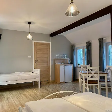 Dworek Nadmorski Hotel apartamentowy *