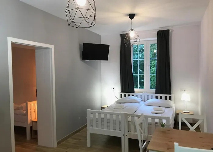 Aparthotel Dworek Nadmorski 4*